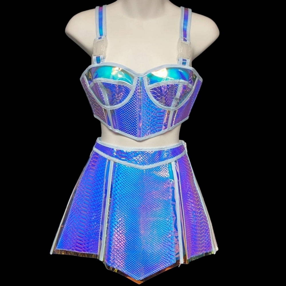 !!!SOLD!!!NWT Dolls Kill XS Iridescent Holographic Bustier and Skirt Set ClubExx